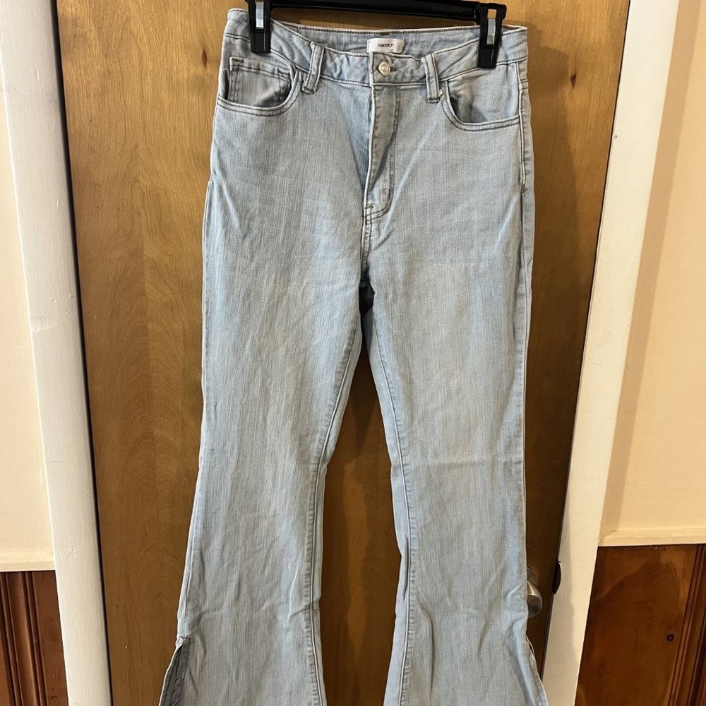 Forever 21 Light Blue Mid-Rise Flare Side Split Distressed Hem Denim Jeans 28 - Picture 1 of 5